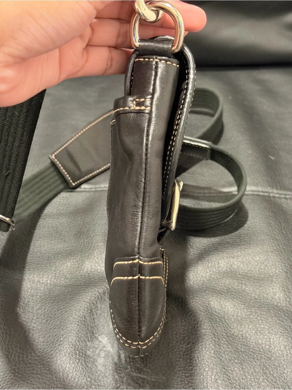 Vintage Coach Soho Black Leather Crossbody With Front Flap Y2K
